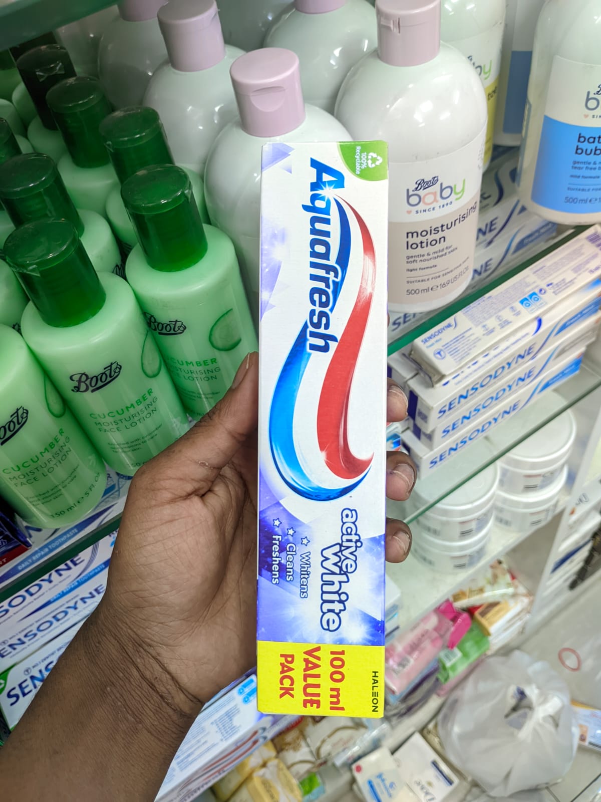 Aquafresh Active White Toothpaste