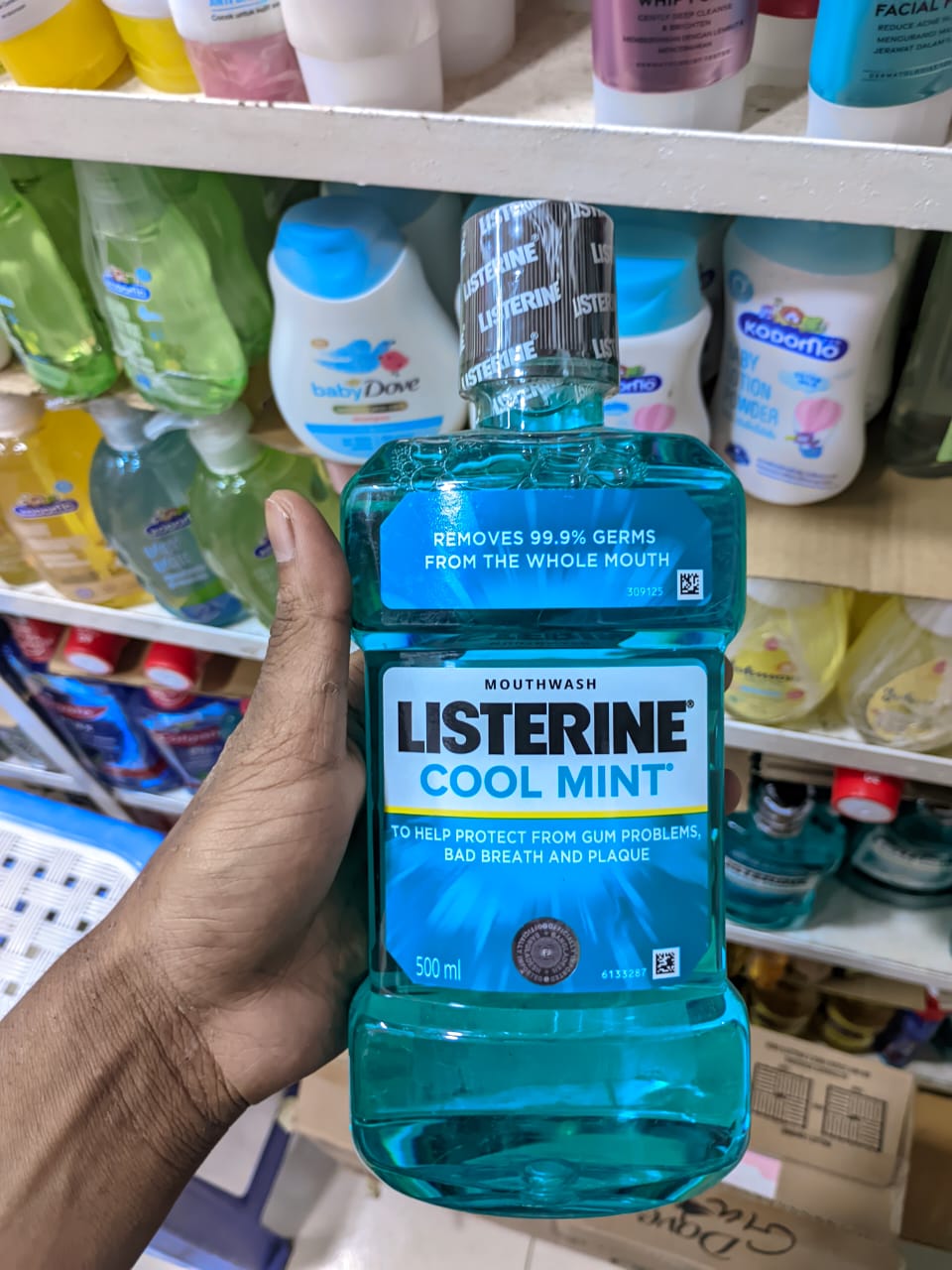 Listerine Cool Mint Liquid Mouthwash 500ml